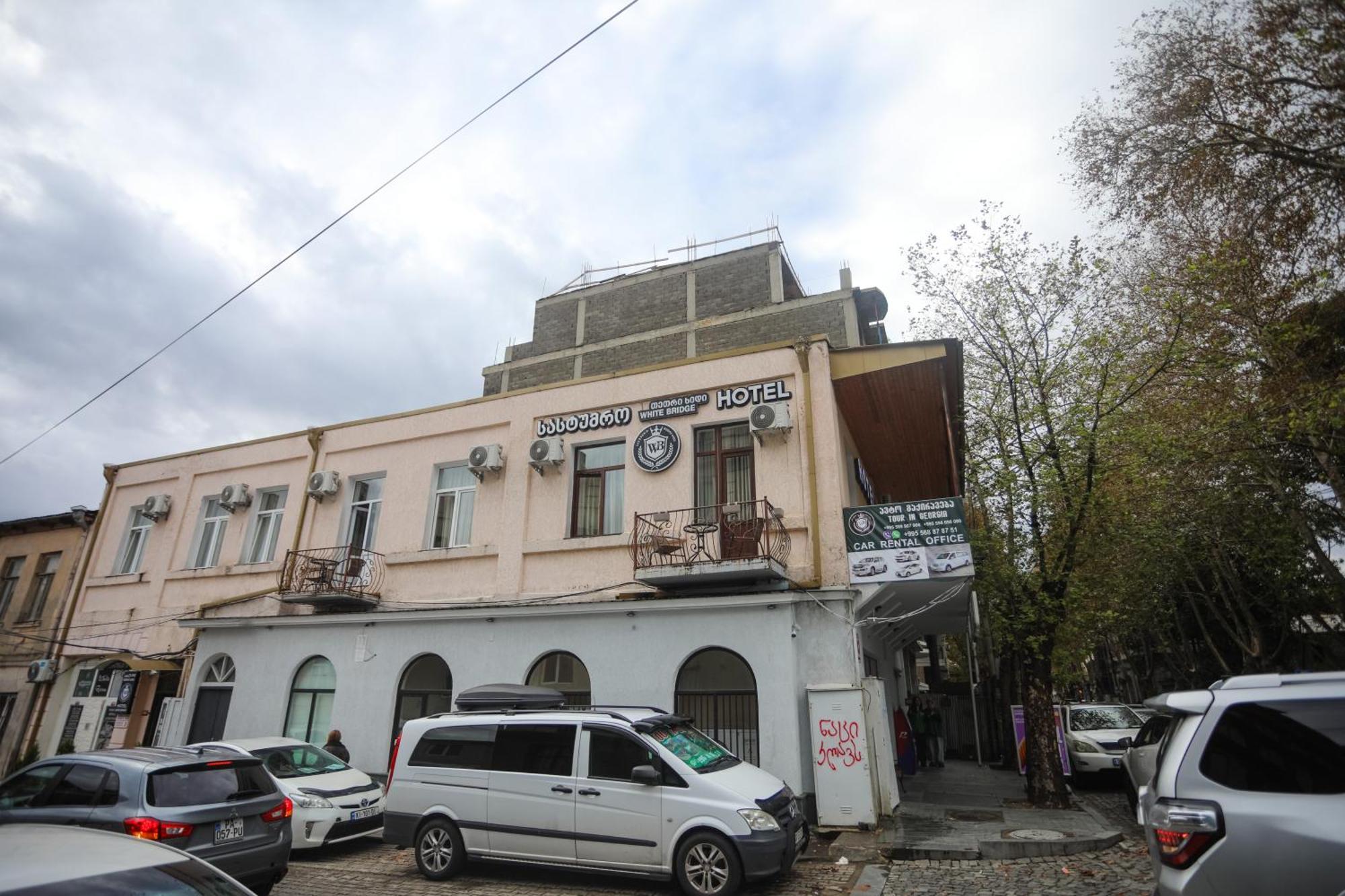 Sayulia Kutaisi Bagian luar foto